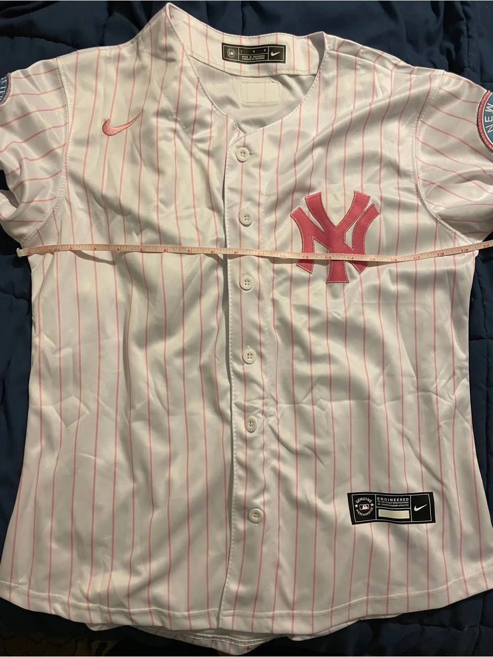 New York Yankees Jeter Jersey with Pink Pinstripes - Picture 2 of 4